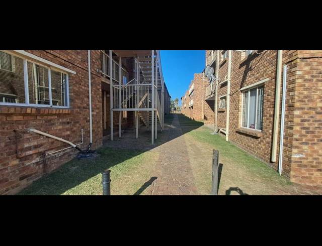 2 BEDROOM APARTMENT FOR SALE IN ELSPARK